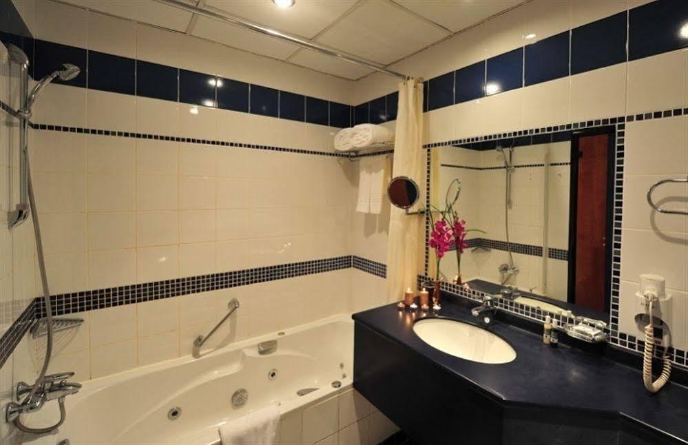 One Pavilion Luxury Serviced Apartments Manama Exterior foto